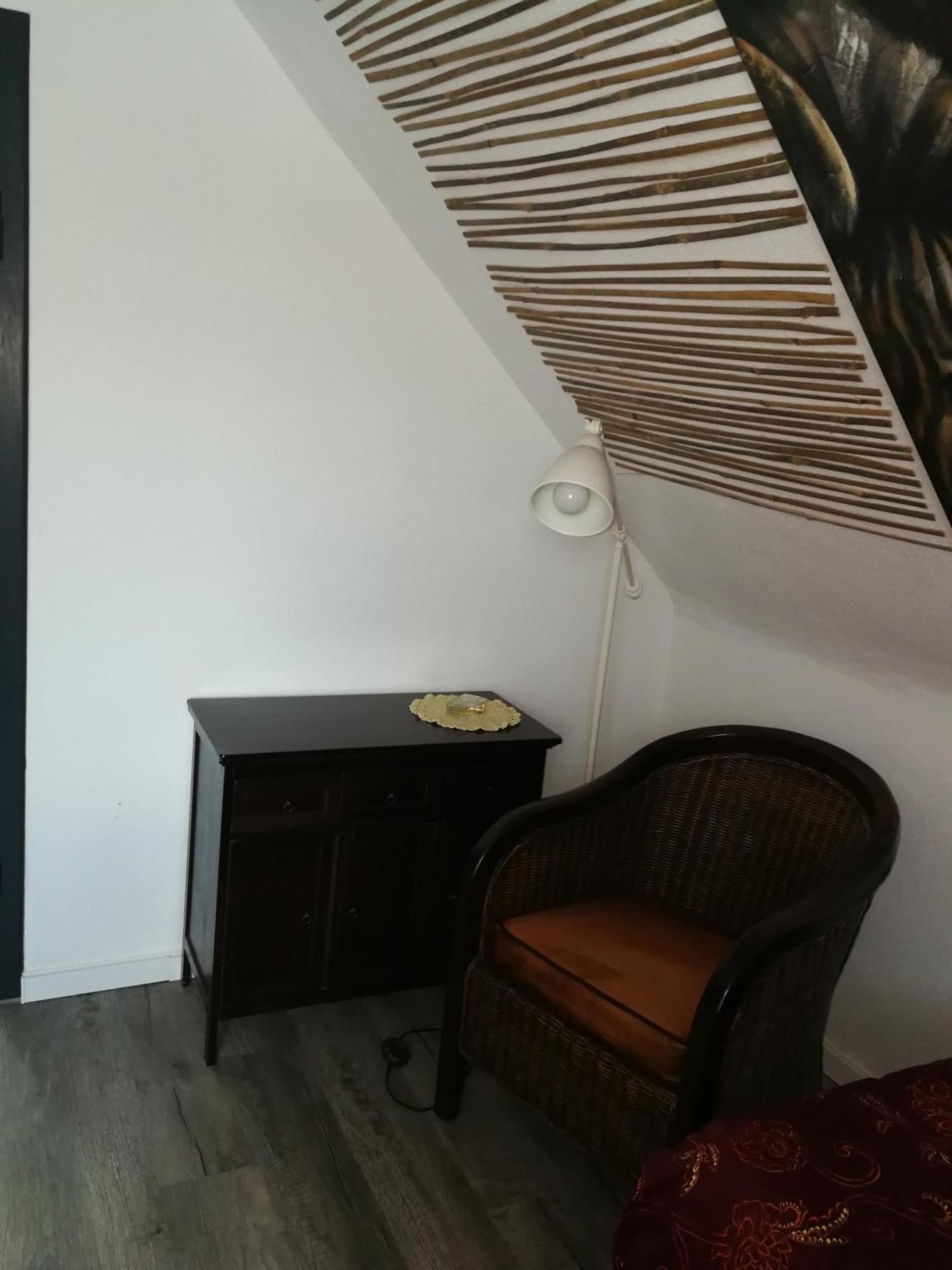 Gaestehaus Fuchsroehre Welcherath Esterno foto