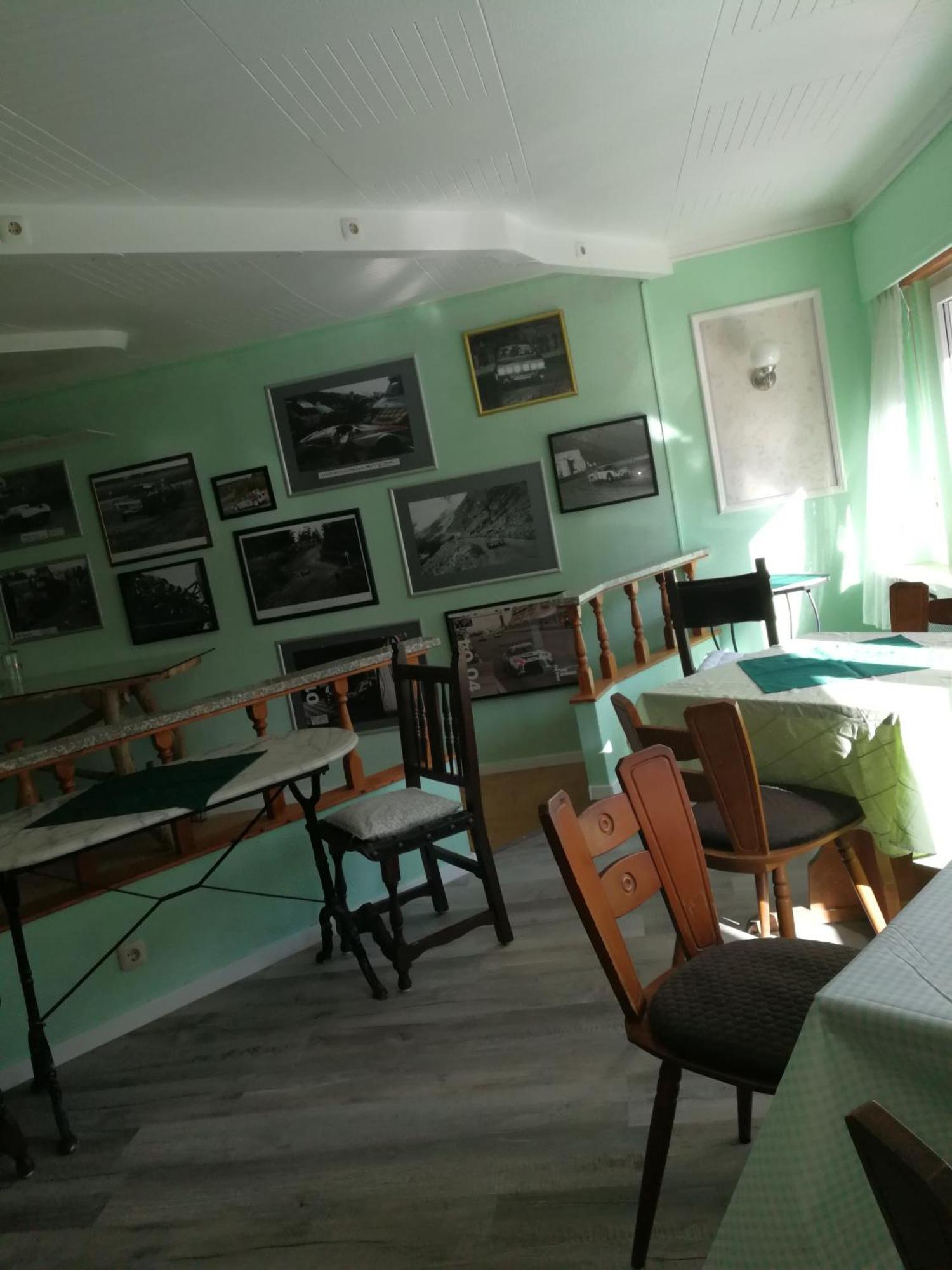 Gaestehaus Fuchsroehre Welcherath Esterno foto